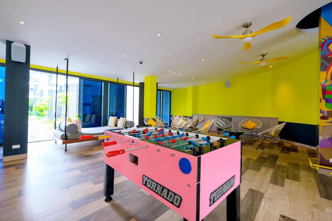 Cassia Phuket, Part Of Banyan Group Bang Tao Beach (Phuket) Exteriör bild The games room at the new student centre